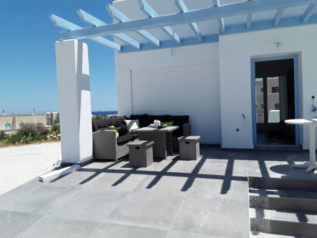 Santoxenia Luxury Villa Kamári エクステリア 写真