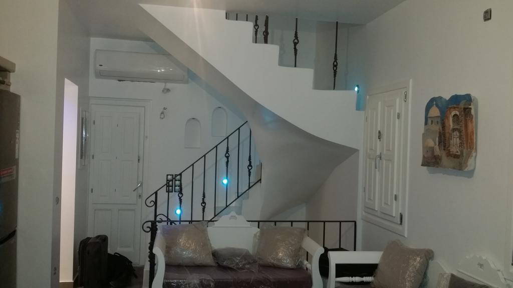 Santoxenia Luxury Villa Kamári エクステリア 写真