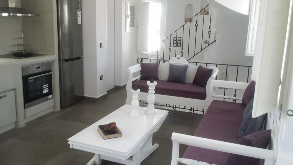 Santoxenia Luxury Villa Kamári エクステリア 写真