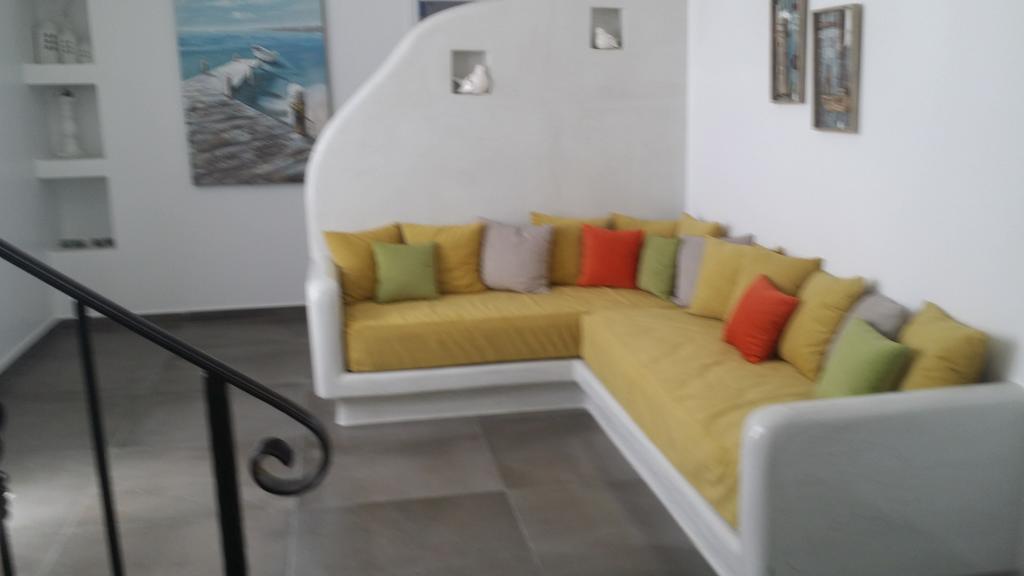 Santoxenia Luxury Villa Kamári エクステリア 写真