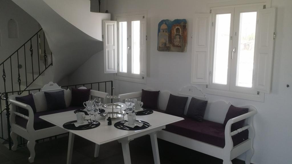 Santoxenia Luxury Villa Kamári エクステリア 写真