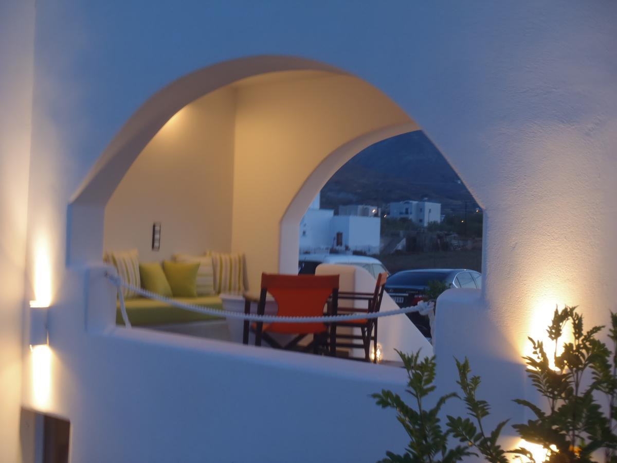 Santoxenia Luxury Villa Kamári エクステリア 写真