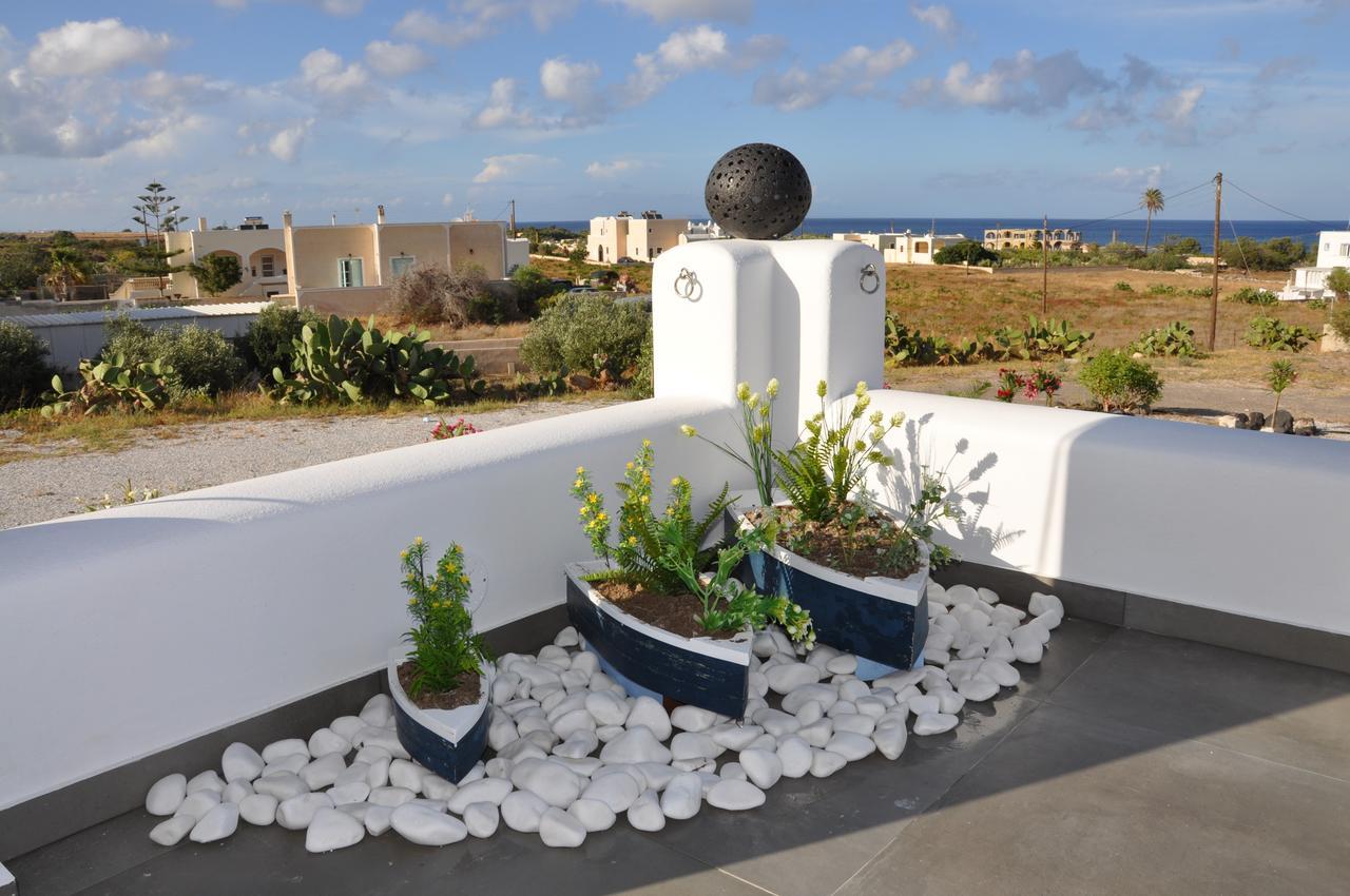 Santoxenia Luxury Villa Kamári エクステリア 写真