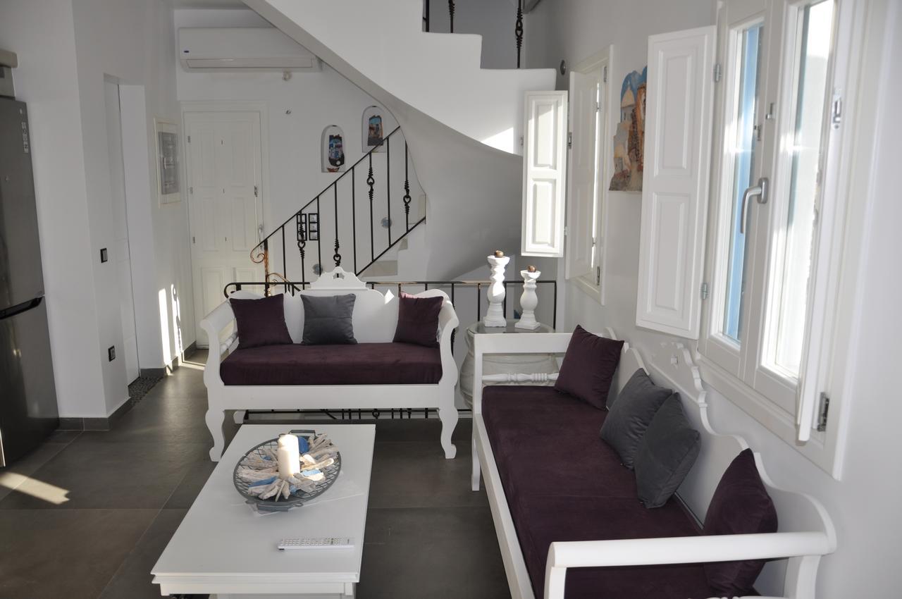 Santoxenia Luxury Villa Kamári エクステリア 写真