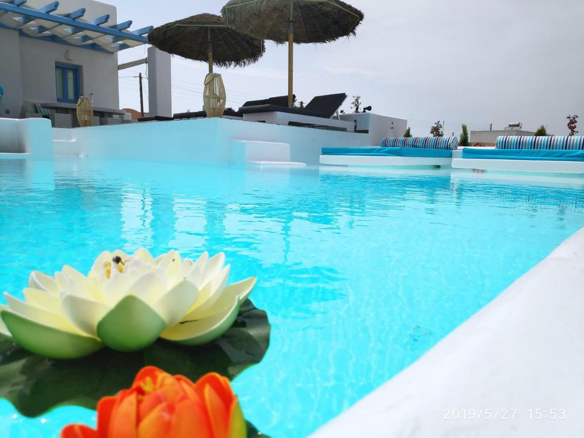 Santoxenia Luxury Villa Kamári エクステリア 写真