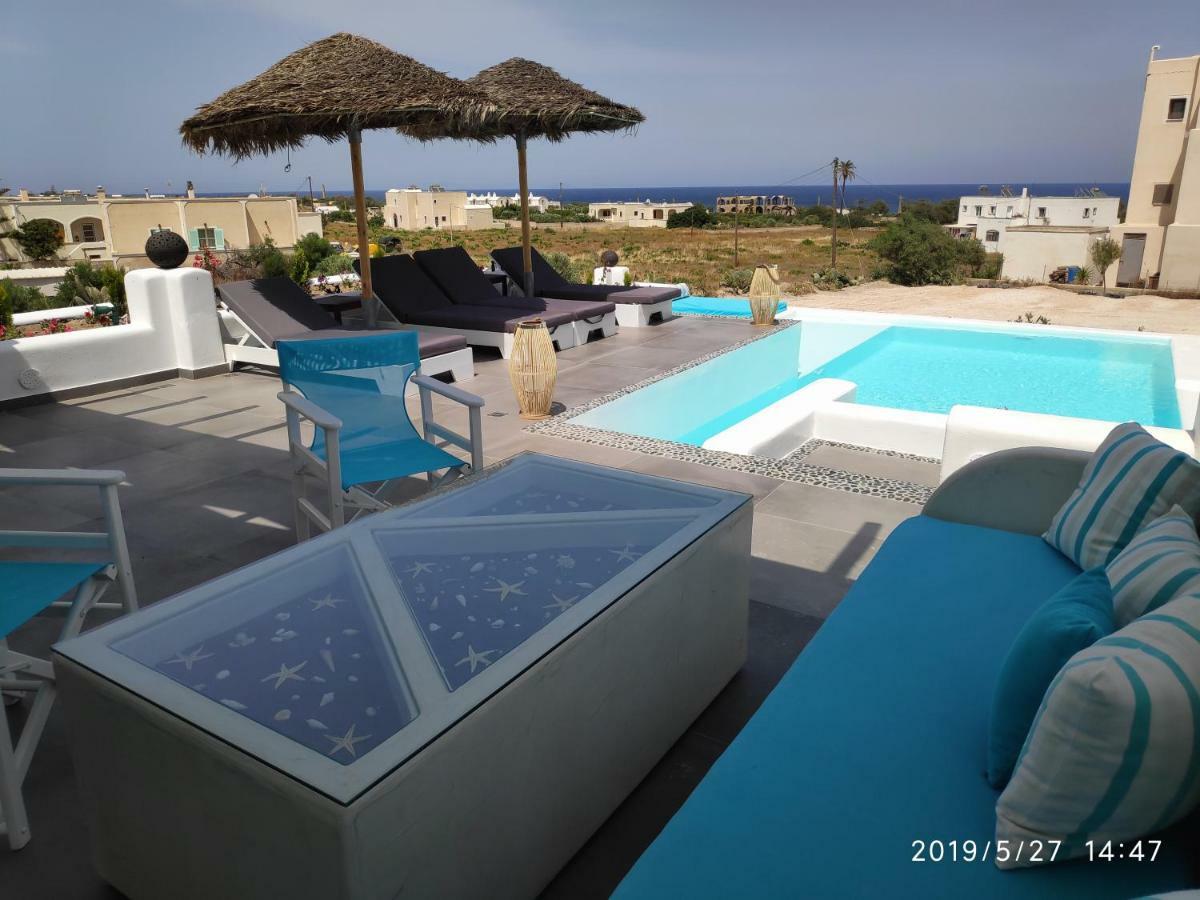 Santoxenia Luxury Villa Kamári エクステリア 写真