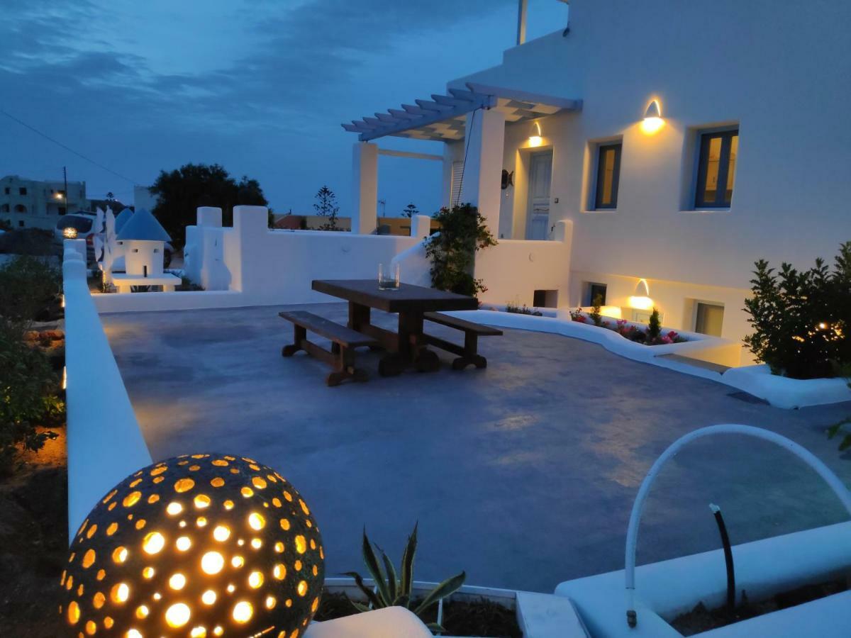 Santoxenia Luxury Villa Kamári エクステリア 写真