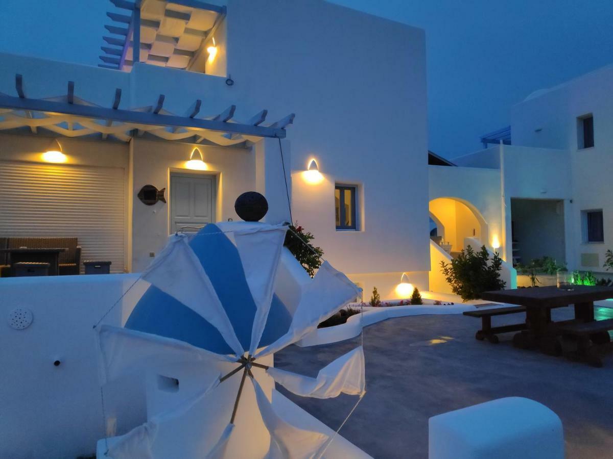 Santoxenia Luxury Villa Kamári エクステリア 写真